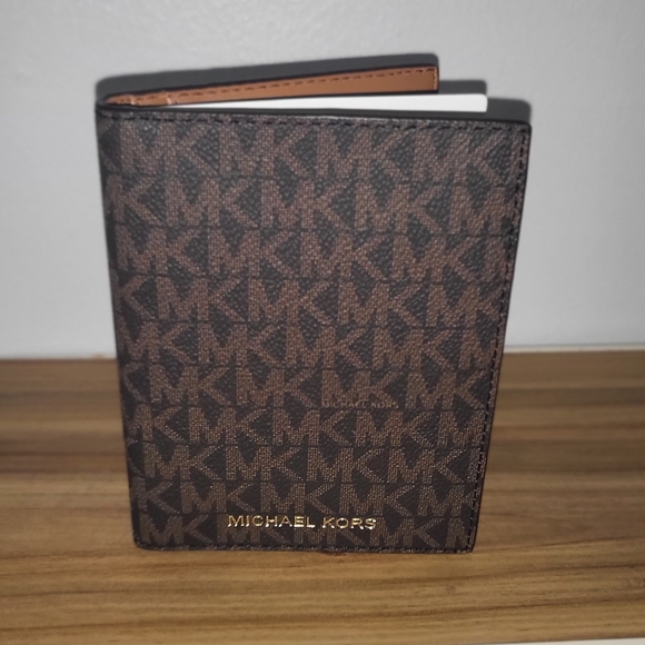 Michael Kors Bags New Michael Kors Jet Set Passport Holder Wallet